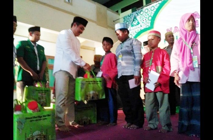 Berbagi Sekaligus Konsolidasi, MWC NU Tulangan dan Banom Santuni Anak Yatim Berbagi Sekaligus Konsolidasi, MWC NU Tulangan dan Banom Santuni Anak Yatim