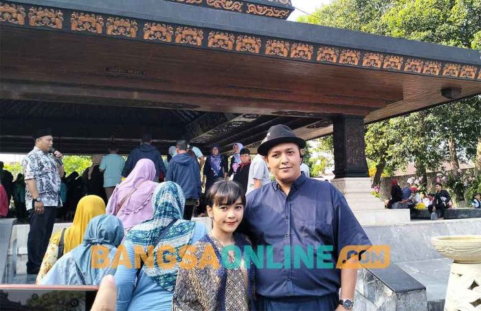 Haul Bung Karno Ke-54, Sang Proklamator Dapat Hadiah Istimewa dari Cucu Haul Bung Karno Ke-54, Sang Proklamator Dapat Hadiah Istimewa dari Cucu