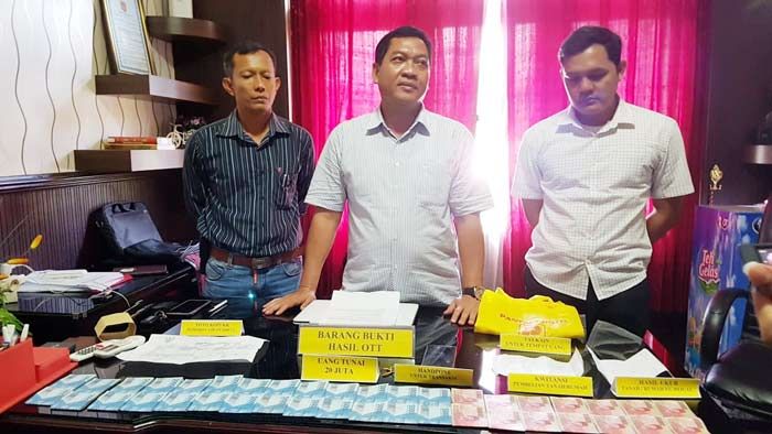Begini Modus Oknum Kades yang Tertangkap OTT Pengurusan AJB di Pasuruan Begini Modus Oknum Kades yang Tertangkap OTT Pengurusan AJB di Pasuruan