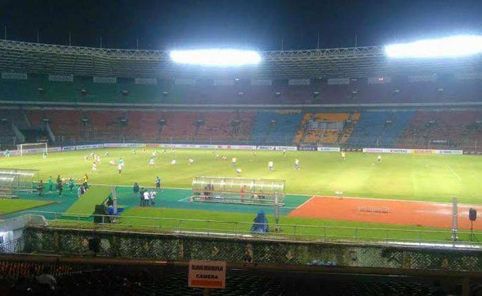 Calcio Legend Vs Primavera Barreti Tak Diminati, Penonton tak Sampai 1000 Orang Calcio Legend Vs Primavera Barreti Tak Diminati, Penonton tak Sampai 1000 Orang