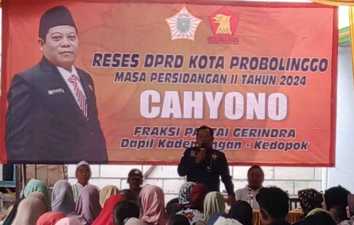 Anggota Fraksi Gerindra DPRD Kota Probolinggo ini Diwaduli Warga soal BPJS dan Irigasi saat Reses Anggota Fraksi Gerindra DPRD Kota Probolinggo ini Diwaduli Warga soal BPJS dan Irigasi saat Reses