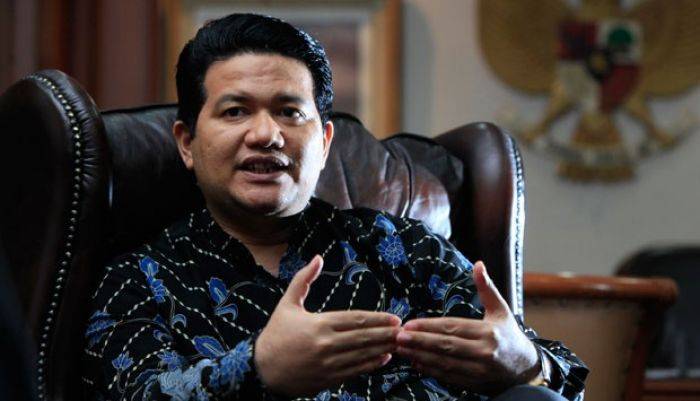 Jimly, Tjahjo dan Novanto Kenang Ketua KPU Husni Kamil Manik: Demokratis dan Pemberani Jimly, Tjahjo dan Novanto Kenang Ketua KPU Husni Kamil Manik: Demokratis dan Pemberani