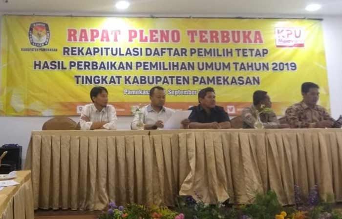 KPU Pamekasan Hapus 583 Data Ganda Pemilu 2019 KPU Pamekasan Hapus 583 Data Ganda Pemilu 2019