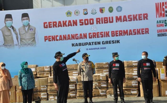 Cegah Sebaran Covid-19, Bupati Sambari Bagikan 500 Ribu Masker