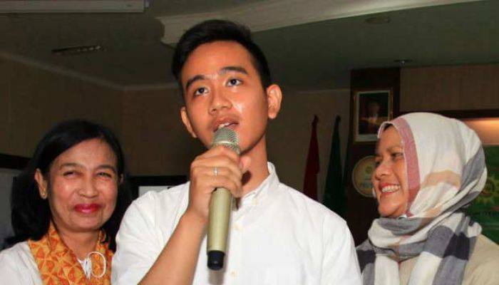 Tengok Cucu, Presiden Jokowi Malam Ini Terbang ke Solo Tengok Cucu, Presiden Jokowi Malam Ini Terbang ke Solo