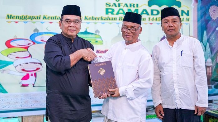 Safari Ramadan, Sekda Kota Kediri Ajak Masyarakat Tingkatkan Keimanan dan Rasa Kemanusiaan Safari Ramadan, Sekda Kota Kediri Ajak Masyarakat Tingkatkan Keimanan dan Rasa Kemanusiaan