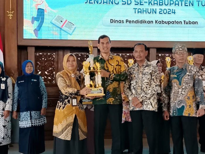 Tingkatkan Kualitas Pendidikan, Disdik Tuban Gelar Gebyar Anugrah Lomba Budaya Mutu 2024 Tingkatkan Kualitas Pendidikan, Disdik Tuban Gelar Gebyar Anugrah Lomba Budaya Mutu 2024