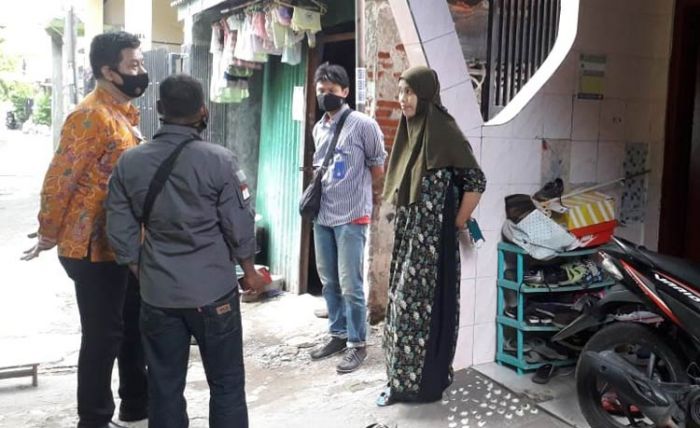 Bawaslu Surabaya Temukan Rumah di Belakang Kecamatan Belum Dicoklit Bawaslu Surabaya Temukan Rumah di Belakang Kecamatan Belum Dicoklit