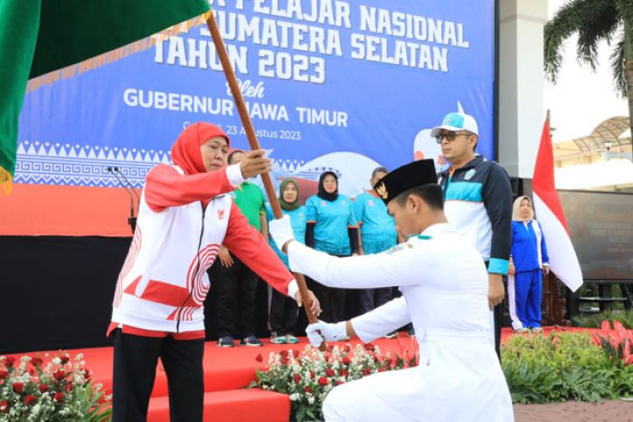 Lepas Kontingen Jatim ke Ajang POPNAS XVI, Gubernur Khofifah Bakar Semangat Atlet Raih Hasil Premium Lepas Kontingen Jatim ke Ajang POPNAS XVI, Gubernur Khofifah Bakar Semangat Atlet Raih Hasil Premium
