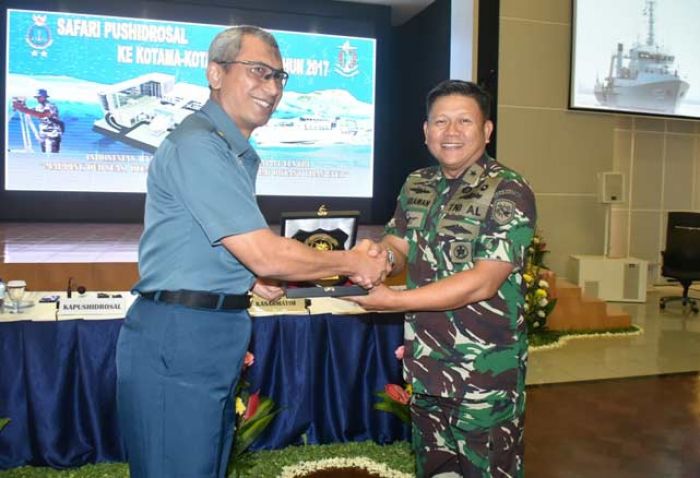 Perwira Korps Pelaut TNI AL Wilayah Surabaya Dapat Sosialisasi tentang Pushidrosal Perwira Korps Pelaut TNI AL Wilayah Surabaya Dapat Sosialisasi tentang Pushidrosal