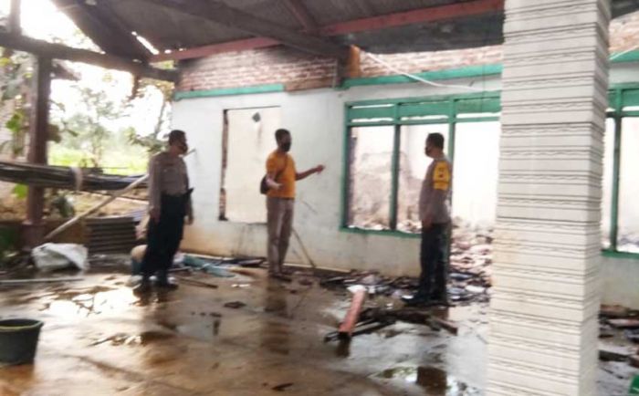 Rumah Janda Sebatang Kara di Kendal Ngawi Dilalap Si Jago Merah