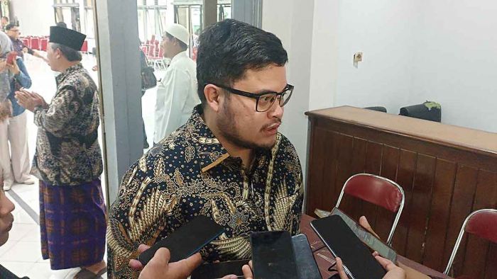 Bupati Kediri Terapkan Jam Malam dan Aktifkan Sistem Jaga Desa Pascakerusuhan Bupati Kediri Terapkan Jam Malam dan Aktifkan Sistem Jaga Desa Pascakerusuhan