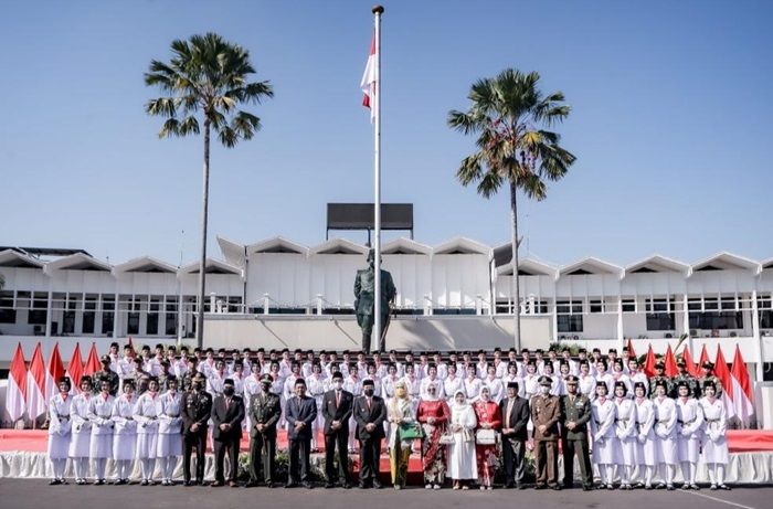 Kukuhkan Paskibraka Kabupaten Jember, Bupati Hendy Beri Pesan ini Kukuhkan Paskibraka Kabupaten Jember, Bupati Hendy Beri Pesan ini