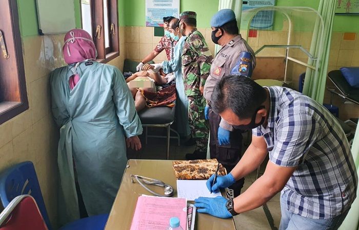 Pasang Umbul-umbul HUT RI, Siswa Madrasah di Tuban Tewas Tersengat Listrik Pasang Umbul-umbul HUT RI, Siswa Madrasah di Tuban Tewas Tersengat Listrik