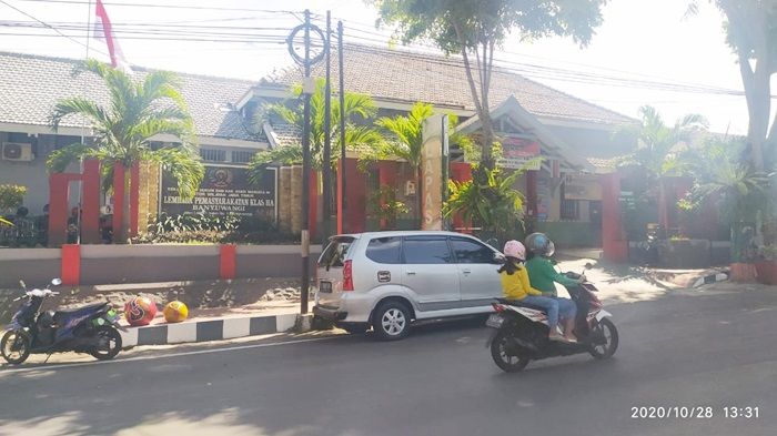 Dua Napi Kasus Narkoba dan Curanmor di Lapas Kelas II A Banyuwangi Kabur Dua Napi Kasus Narkoba dan Curanmor di Lapas Kelas II A Banyuwangi Kabur