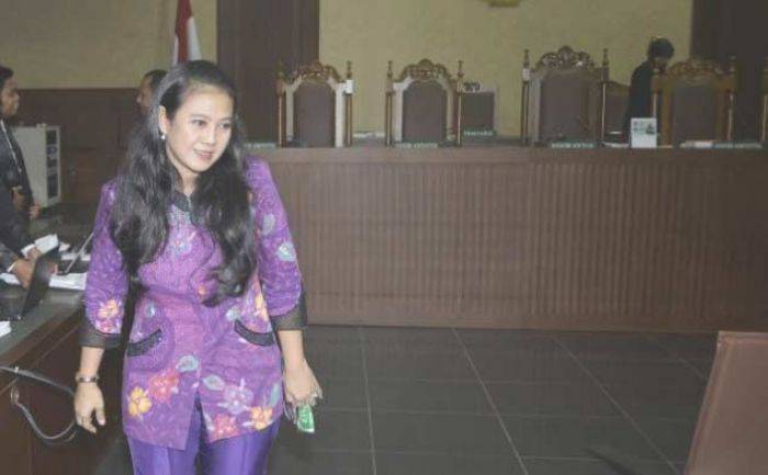 Damayanti Buka-Bukaan Suap Infrastruktur, Sebut Komisi V Punya Sistem Bagi Fee Damayanti Buka-Bukaan Suap Infrastruktur, Sebut Komisi V Punya Sistem Bagi Fee