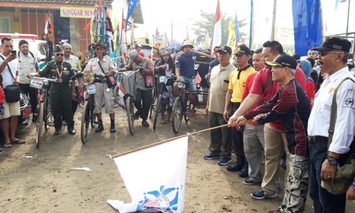 9 Ribu Onthelis Ikut Meriahkan Hari Jadi Kabupaten Kediri 9 Ribu Onthelis Ikut Meriahkan Hari Jadi Kabupaten Kediri