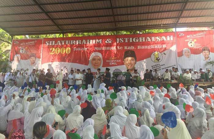 Menangkan Khofifah-Emil, Kiai Asep Garap Tiga Titik Berbagai Daerah Tiap Hari Menangkan Khofifah-Emil, Kiai Asep Garap Tiga Titik Berbagai Daerah Tiap Hari