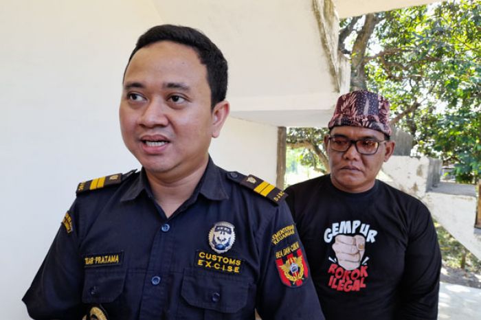 Sosialisasi Peredaran Rokok Ilegal, Satgas Bea Cukai Madura Gandeng NU dan Banser Sosialisasi Peredaran Rokok Ilegal, Satgas Bea Cukai Madura Gandeng NU dan Banser