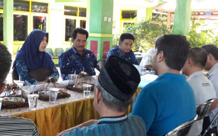Diduga Terabas Tanah Makam, Warga Sidorukun Gresik Minta Proyek Pipa Gas Dibongkar Diduga Terabas Tanah Makam, Warga Sidorukun Gresik Minta Proyek Pipa Gas Dibongkar