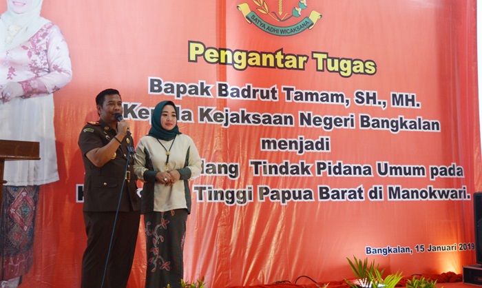 Pindah Tugas ke Papua Barat, Kajari Bangkalan Pesan Ini ke Penggantinya