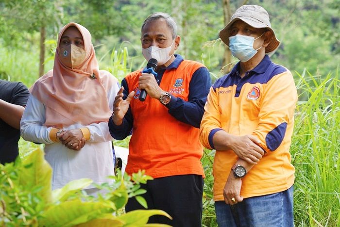 Gandeng DWP dan Sejumlah Komunitas, BPBD Magetan Gelar Mitigasi Vegetasi di Lereng Lawu Gandeng DWP dan Sejumlah Komunitas, BPBD Magetan Gelar Mitigasi Vegetasi di Lereng Lawu