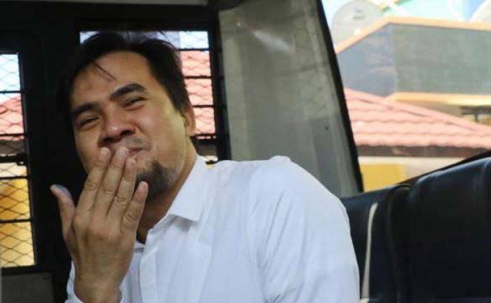 Geger Video Adegan Syur Pria Mirip Saipul Jamil dengan Sesama Pria Geger Video Adegan Syur Pria Mirip Saipul Jamil dengan Sesama Pria