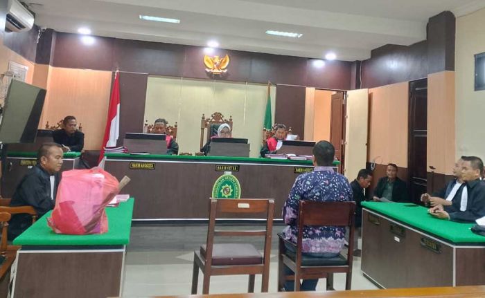 Sidang Perdana Kasus Pencemaran Nama Baik Pj Bupati Sampang dan Ketua PPP, JPU Bacakan Dakwaan Sidang Perdana Kasus Pencemaran Nama Baik Pj Bupati Sampang dan Ketua PPP, JPU Bacakan Dakwaan