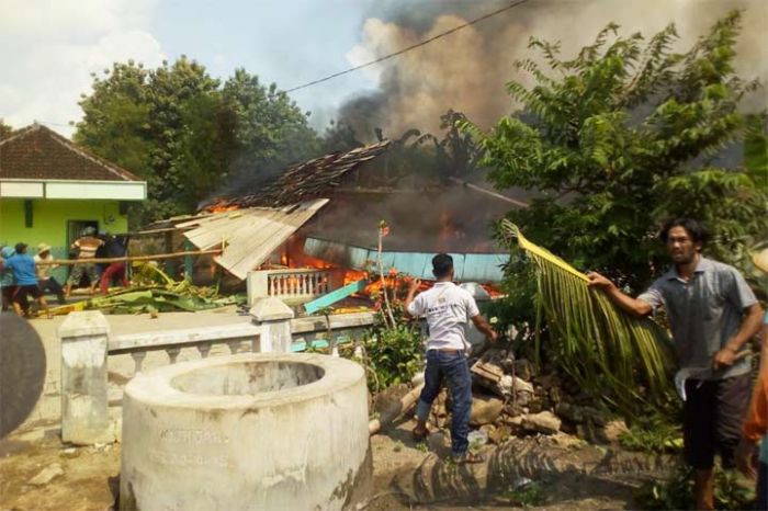 Rumah Takmir Masjid di Bangilan Terbakar, Uang Lazisnu dan Uang Jariyah Hangus