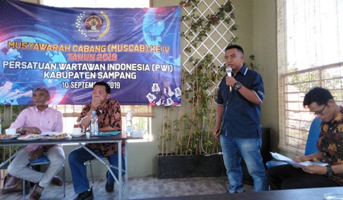 Fathor Rahman Resmi Jadi Ketua PWI Sampang Periode 2019 - 2022