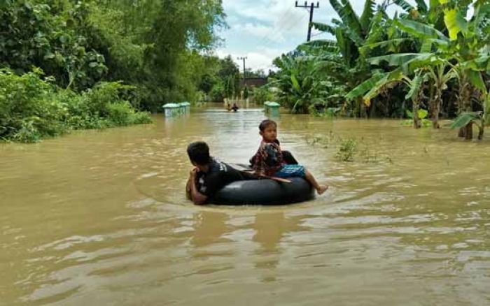 Hujan Lebat, 2 Kecamatan di Tuban Diterjang Banjir Hujan Lebat, 2 Kecamatan di Tuban Diterjang Banjir