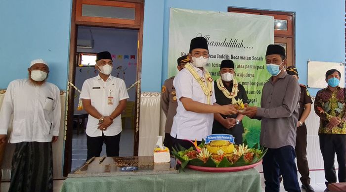 Ketua DPRD dan Bupati Bangkalan Hadiri Peresmian TK Dharma Wanita Persatuan 06 Jaddih Ketua DPRD dan Bupati Bangkalan Hadiri Peresmian TK Dharma Wanita Persatuan 06 Jaddih