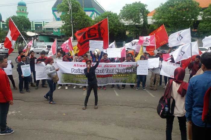Hari Tani Nasional, Alit Jati Tuntut Penyelesaian Konflik Agraria di Jatim Hari Tani Nasional, Alit Jati Tuntut Penyelesaian Konflik Agraria di Jatim