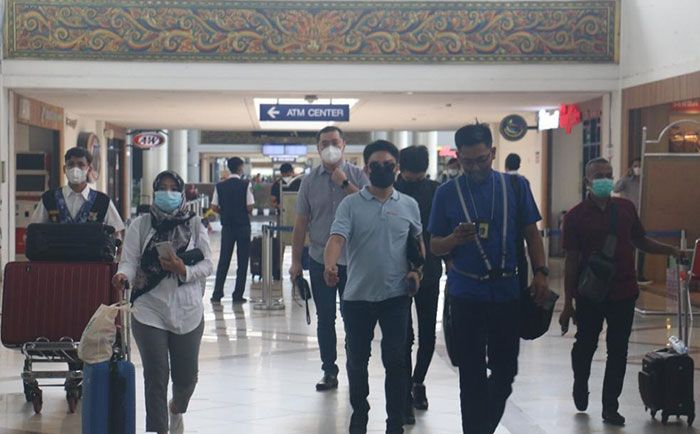 Belum Booster, Bandara Juanda Wajibkan Penumpang Bawa Hasil PCR dan Antigen