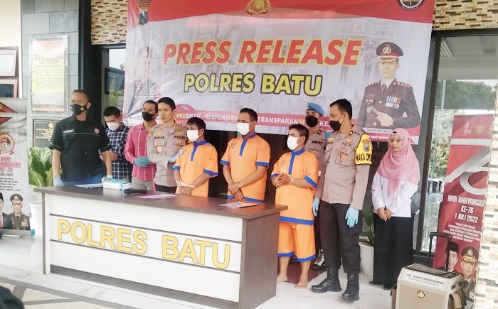 Resahkan Warga, Komplotan Pencuri Kambing di Kota Batu Dibekuk Polisi Resahkan Warga, Komplotan Pencuri Kambing di Kota Batu Dibekuk Polisi