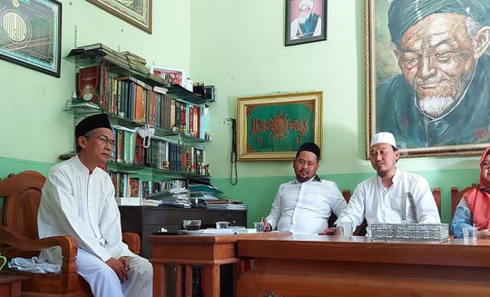 Sowan ke Ketua PCNU, Gus Yani-Bu Min Siap Libatkan NU Membangun Gresik Sowan ke Ketua PCNU, Gus Yani-Bu Min Siap Libatkan NU Membangun Gresik