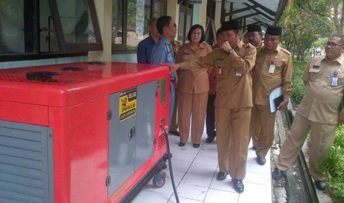Dispendik Gresik Dibantu 900 Unit Komputer untuk UN CBT Dispendik Gresik Dibantu 900 Unit Komputer untuk UN CBT