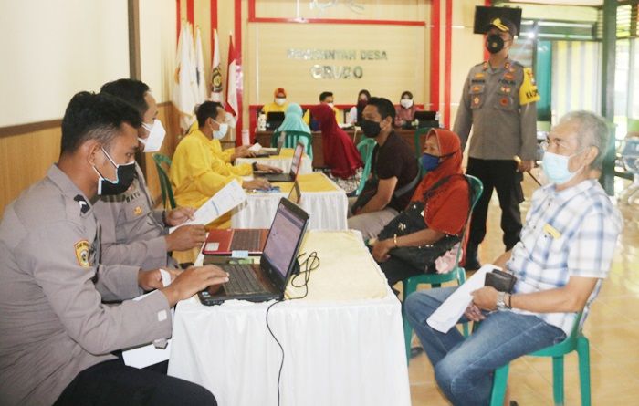Kapolres Ngawi Pantau Langsung Vaksinasi Dosis Kedua Kapolres Ngawi Pantau Langsung Vaksinasi Dosis Kedua