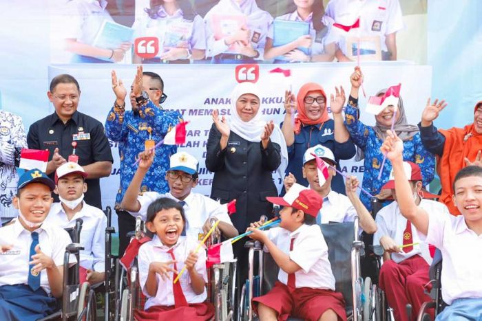 Hari Pendidikan Internasional, Khofifah Dorong Pendidikan Berkualitas Wujudkan Indonesia Emas 2045 Hari Pendidikan Internasional, Khofifah Dorong Pendidikan Berkualitas Wujudkan Indonesia Emas 2045