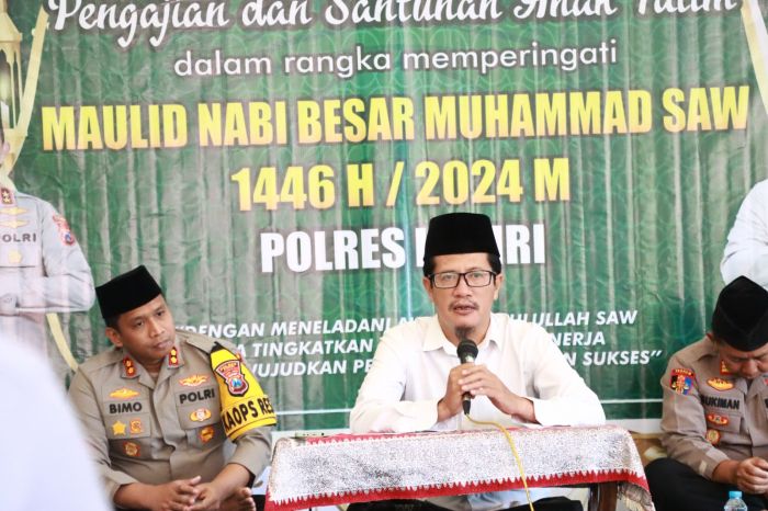Peringati Maulid Nabi Muhammad, Polres Kediri Doa Bersama dan Santuni Anak Yatim Peringati Maulid Nabi Muhammad, Polres Kediri Doa Bersama dan Santuni Anak Yatim