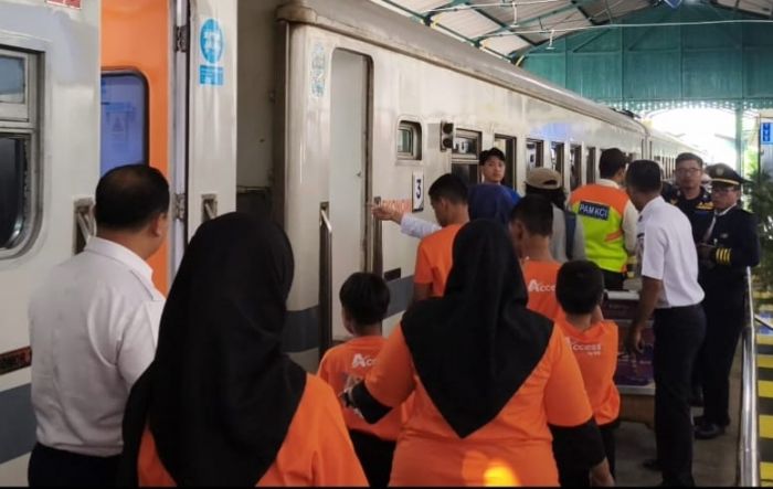 Peringati HAN 2025, KAI Daop 7 Madiun Edukasi dan Ajak Anak Disabilitas Naik KA Gratis ke Kediri Peringati HAN 2025, KAI Daop 7 Madiun Edukasi dan Ajak Anak Disabilitas Naik KA Gratis ke Kediri