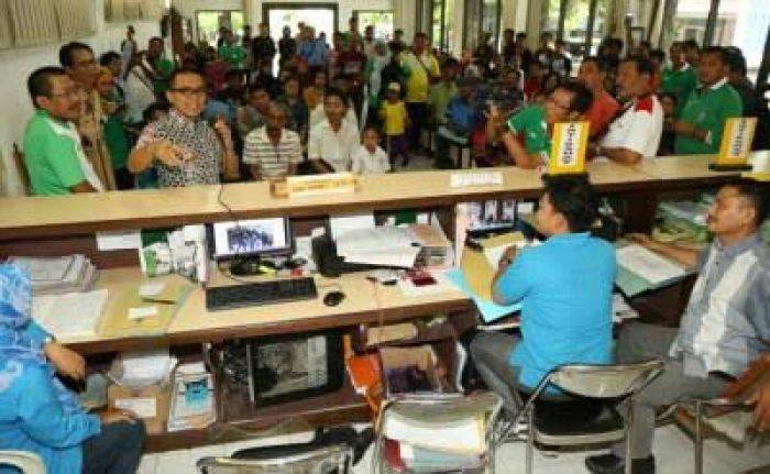 Blangko e-KTP Habis, Dispenduk Banyuwangi Terbitkan Surat Pengganti untuk Sementara Blangko e-KTP Habis, Dispenduk Banyuwangi Terbitkan Surat Pengganti untuk Sementara
