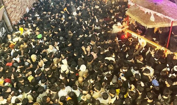 4 Langkah Menyelamatkan Diri Saat Terjebak Crowd Crush 4 Langkah Menyelamatkan Diri Saat Terjebak Crowd Crush