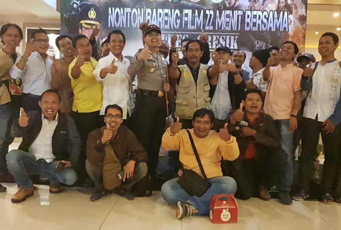 Guyub, Kapolres, Kepala BPN, dan Wartawan Nobar Film 22 Menit