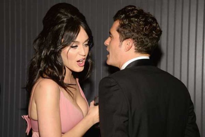 Sperma Orlando Bloom Membuahi Rahim Katy Perry, Anjingnya Cemburu lalu Minggat Sperma Orlando Bloom Membuahi Rahim Katy Perry, Anjingnya Cemburu lalu Minggat