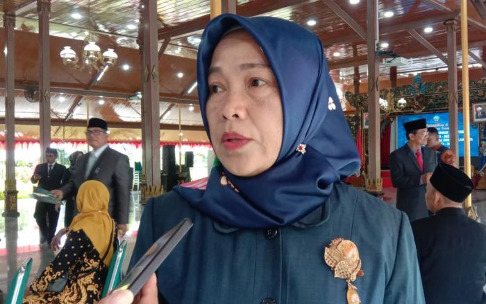 Miris, Bocah Perempuan 9 Tahun di Bangkalan Trauma Usai Jadi Korban Asusila, Pelaku Belum Tertangkap Miris, Bocah Perempuan 9 Tahun di Bangkalan Trauma Usai Jadi Korban Asusila, Pelaku Belum Tertangkap