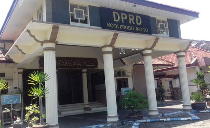 Kunker di Kota Probolinggo, DPRD Kabupaten Malang Balik Kucing Kunker di Kota Probolinggo, DPRD Kabupaten Malang Balik Kucing