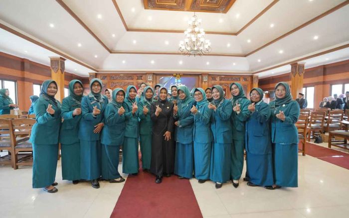 Sertijab TP PKK Kota Mojokerto, Ning Ita Ajak Sukseskan Program Pemerintah Sertijab TP PKK Kota Mojokerto, Ning Ita Ajak Sukseskan Program Pemerintah