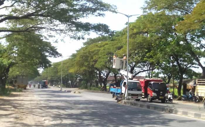 Ratusan Proyek PJU Mulai Dikerjakan Ratusan Proyek PJU Mulai Dikerjakan