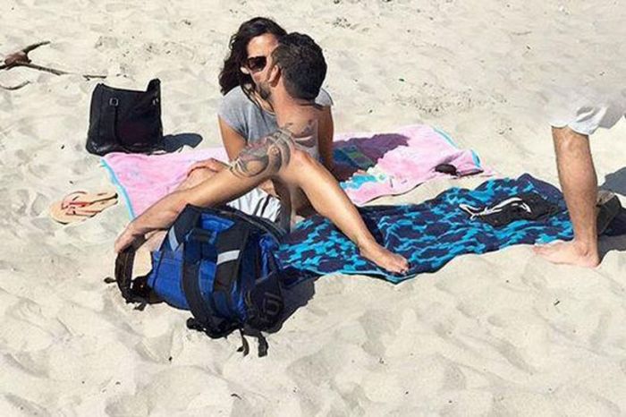 Google Maps Rekam Orang Ciuman di Pantai